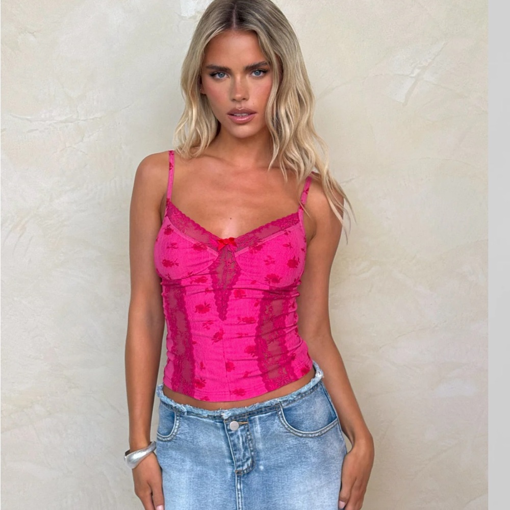 Tiger mist, xs floral lace, Cami new with tags size x small ditzy floral